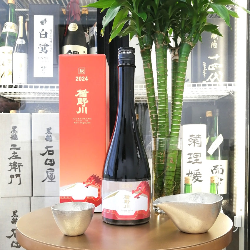 楯野川 龍年 2024辰 干支ボトル 純米大吟釀 720ml - 紅盒