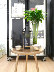 鍋島 Essence of Japan 720ml (Black Label)