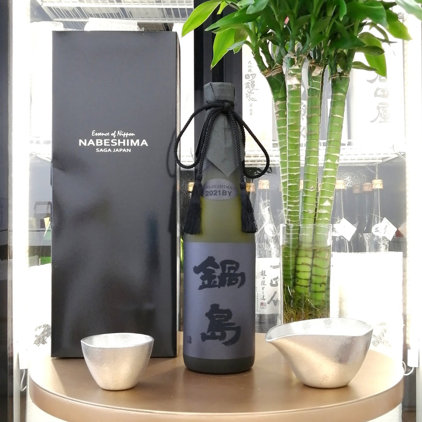 鍋島 Essence of Japan 720ml (Black Label)
